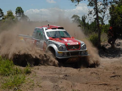 AMIGOS - Rondônia Rally Team se apresenta para direção de prova em Itatinga (SP)