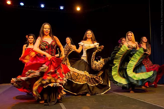 TEATRO GUAPORÉ: Tem apresentação de dança no Festival de Artes e Cultura da Unir nesta segunda