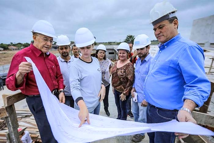 Presidente da Assembleia visita obras do Hospital de Seringueiras