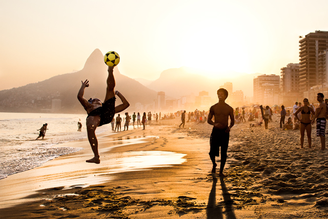 VERÃO: Dez principais erros para você evitar quando estiver exposto ao sol