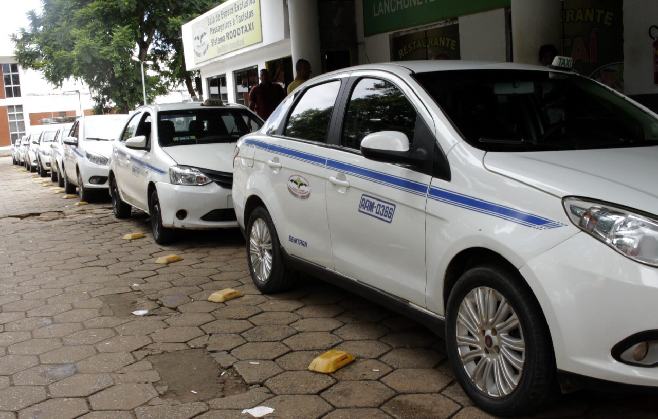 AGERO: Taxistas têm 45 dias para legalizar o transporte alternativo entre cidades