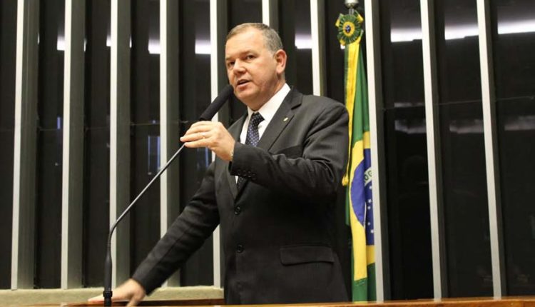 DECEPÇÃO: Mosquini é o pior deputado de RO e um dos piores do Brasil, segundo votação