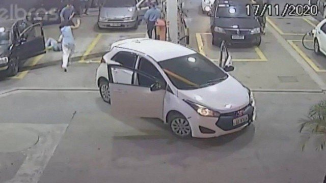 VÍDEO: PM mata motorista de aplicativo após discussão em posto de gasolina