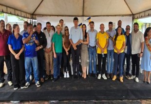 CONSTRANGEDOR: Políticos prestigiam festa e fingem que está tudo bem em Guajará-Mirim