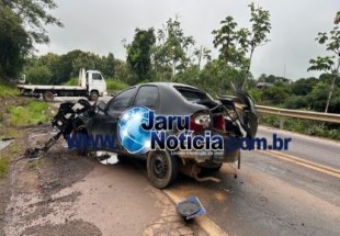 FORTE BATIDA: Gravíssimo acidente é registrado na Curva do km 433 na BR 364, em Jaru (RO)