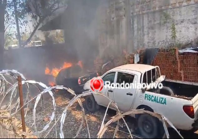 URGENTE: Carro é destruído por incêndio em garagem do Governo  - VÍDEO 