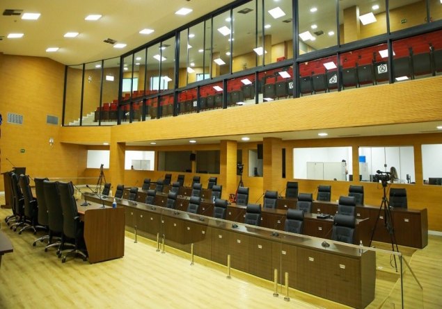 ADIADO: Projeto do 'tigrinho estadual' chega às 23h e deputado pede vista na Assembleia