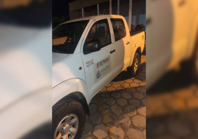 PIADA: Servidor do Detran é preso por embriaguez em carro oficial do órgão