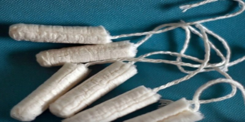 RISCO OCULTO: Pesquisa encontra chumbo, arsênio e outros 14 metais tóxicos em absorventes