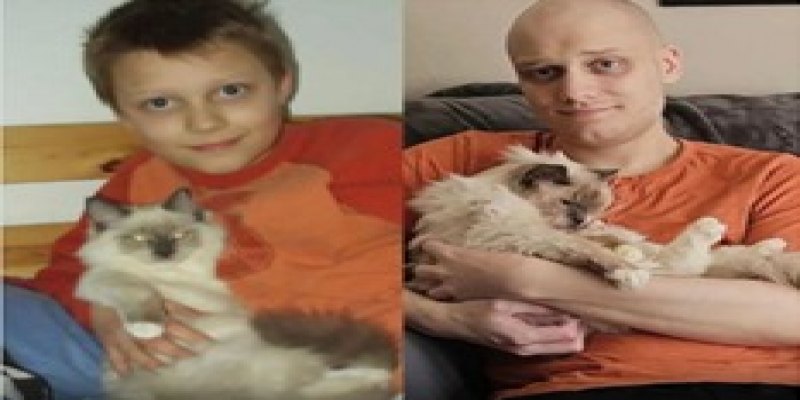 20 ANOS DEPOIS : Homem e seu amado gato recriam foto de infância 