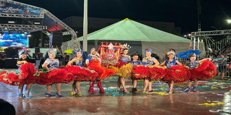 FESTA: Cultura popular brilhou intensamente na primeira noite do 10º São João das Rainhas